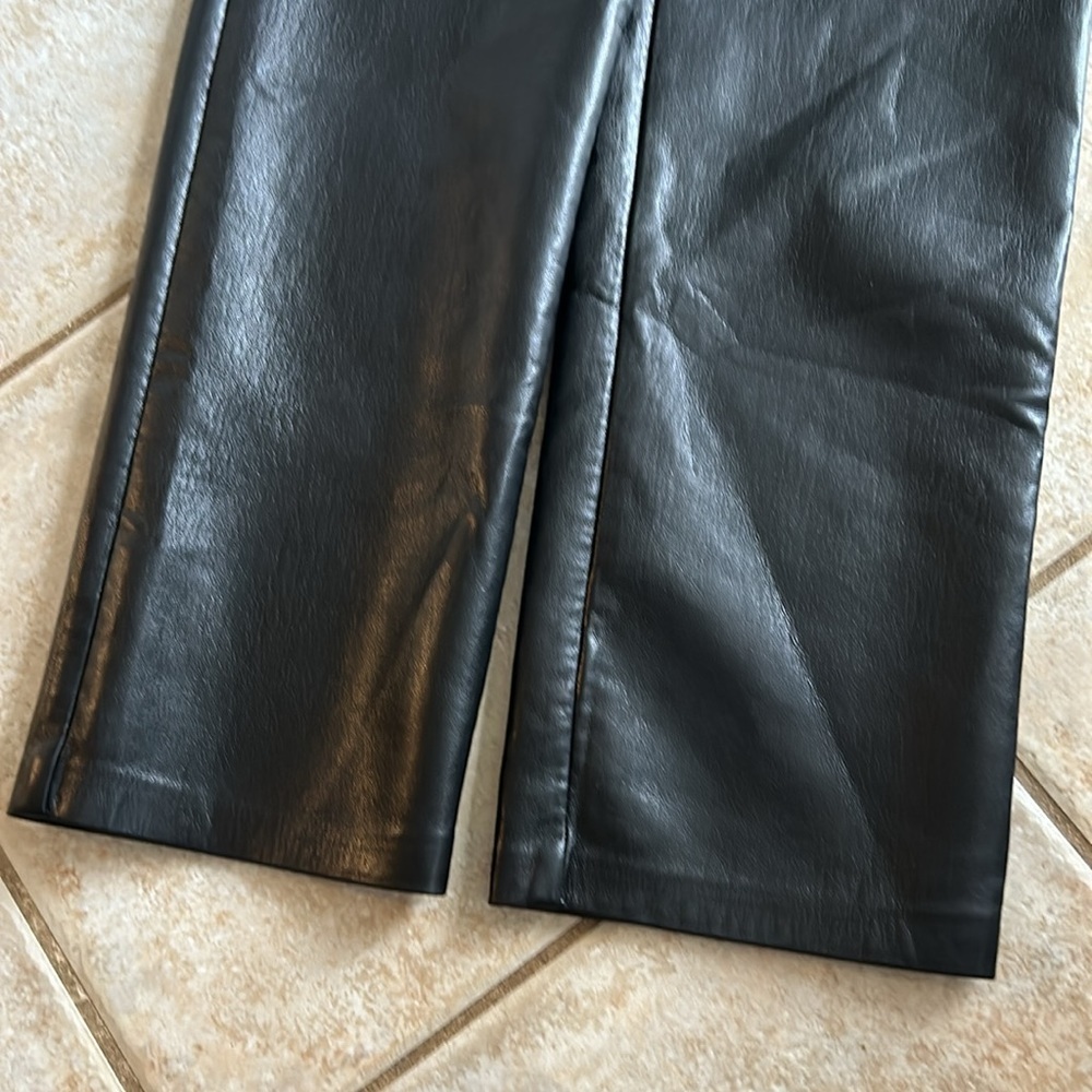 Aritzia Wilfred The Melina Cropped Faux Leather Pants Women's size 4 - Picture 5 of 10